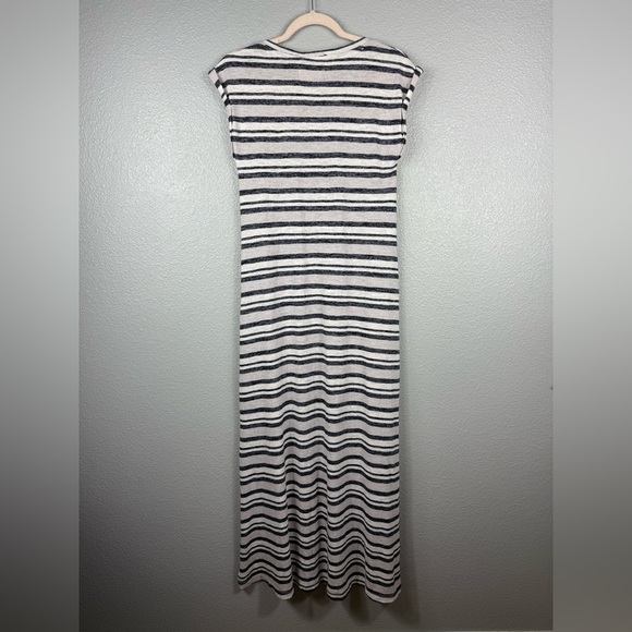 Lou & Grey For Loft V-neck Black White Striped Tee Maxi Dress LightWeight XS - Picture 10 of 11